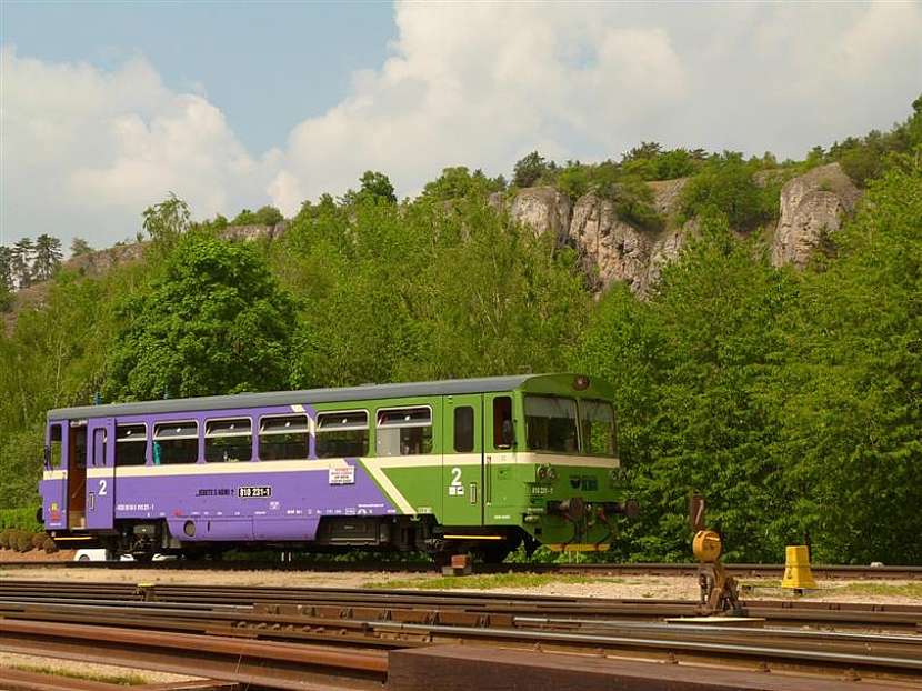 Zážitkovým motoráčkem do Třeskoprsk