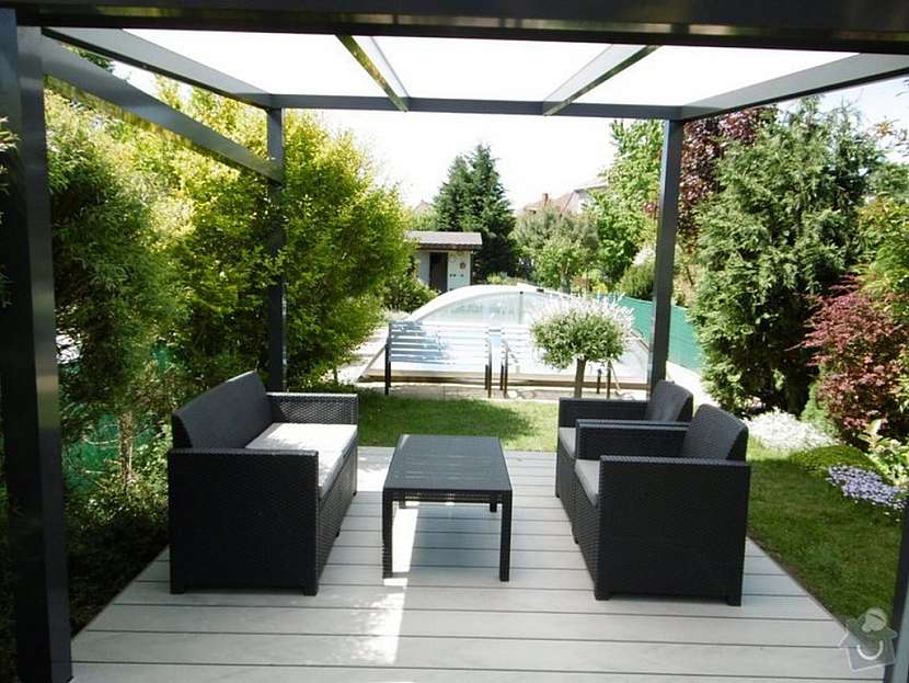 Samostojná pergola z moderního WPC