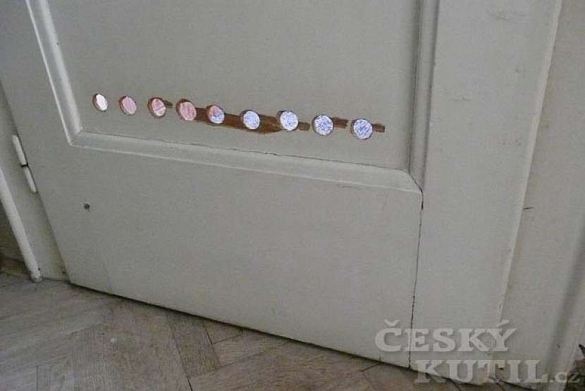 Odfláknuté dveře
