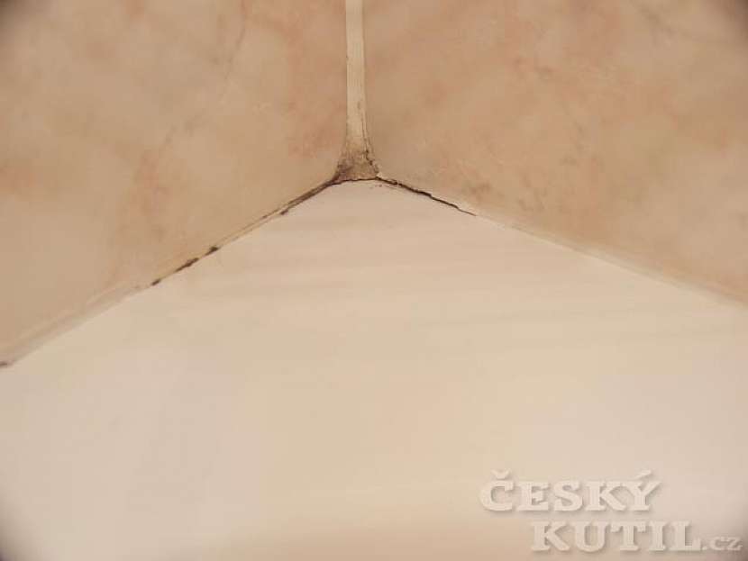 Sanitární silikon Ceys – utěsnění spár