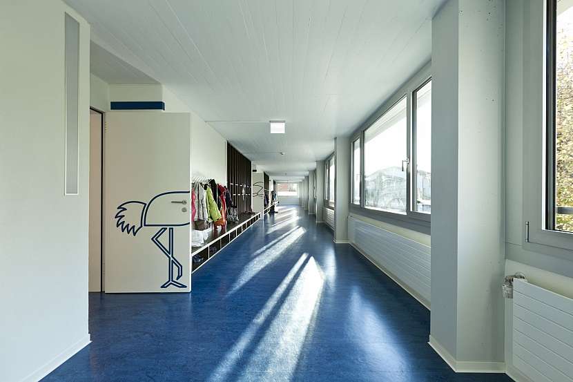 Linoleum ve škole