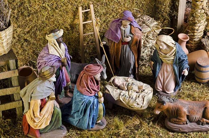 Oživlý betlém a adventní trh