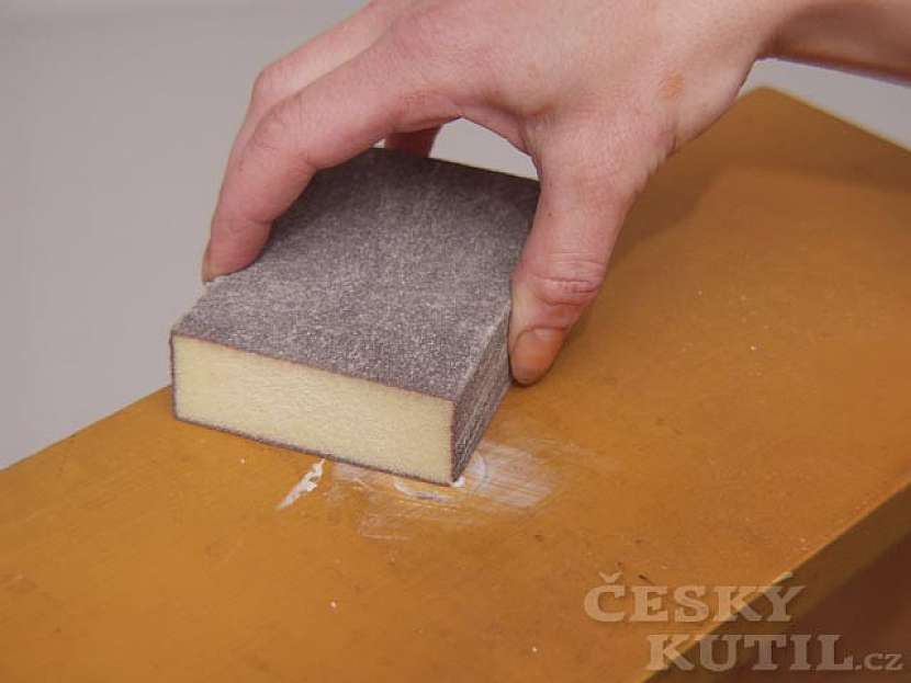 Komoda – renovace fládrováním