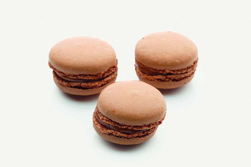 cookbook15_pastries__desserts_macarons(1)