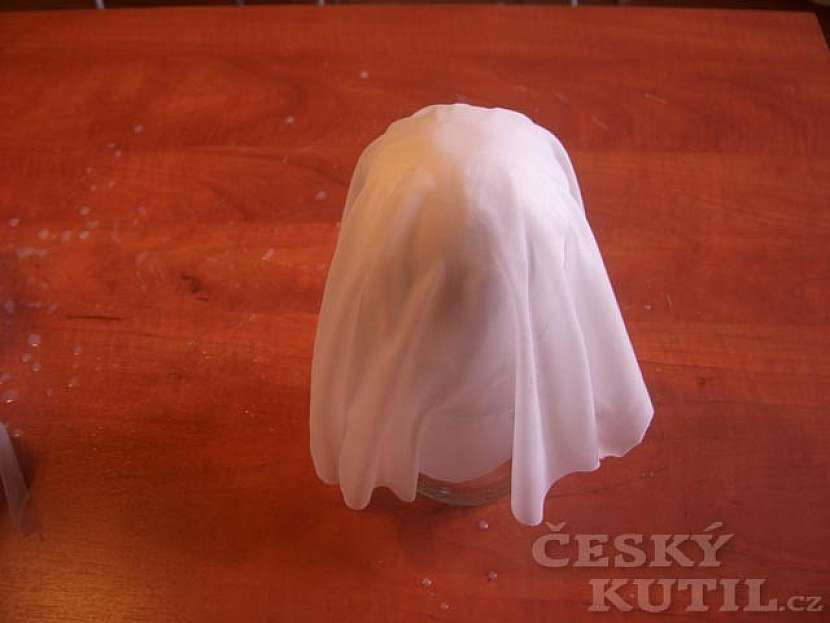 Strašidla a netopýři – výroba halloweenské dekorace