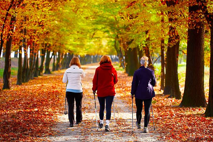 Podzimní příroda láká k procházkám, při nichž si odpočine vaše tělo i duše
