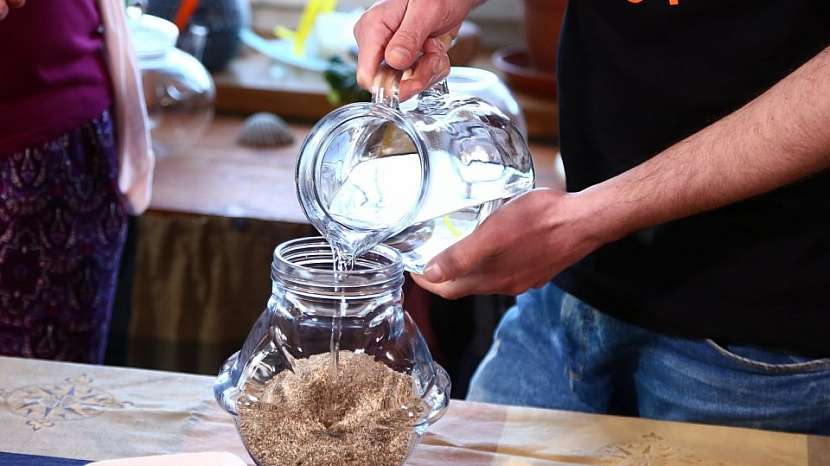 Jak si doma připravit kapičky z ostropestřce mariánského: Výborný přírodní detoxikant a antioxidant 2