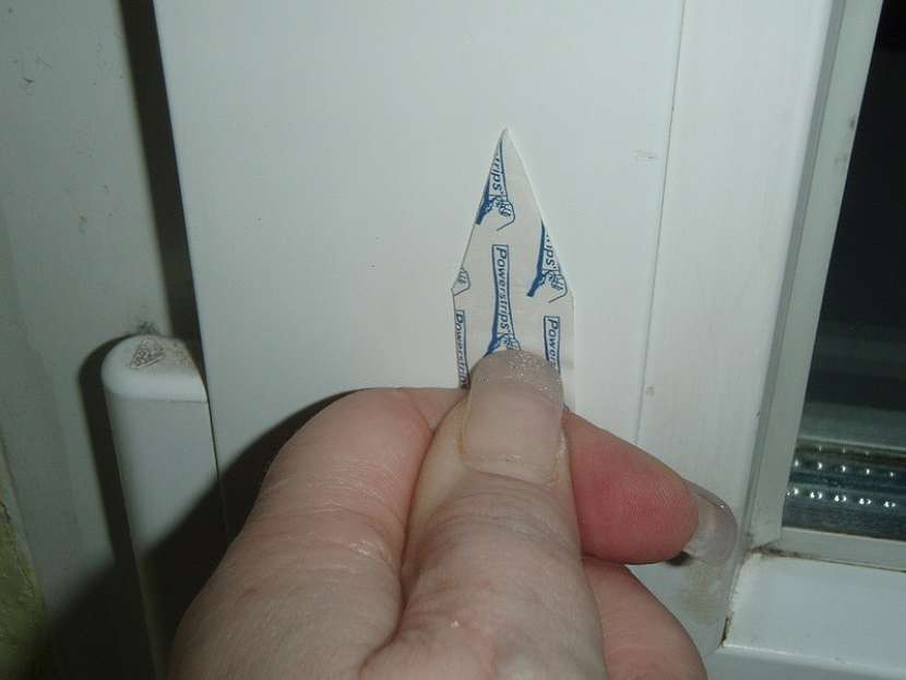 Jde to i beze stop aneb Průhledné háčky tesa Powerstrips