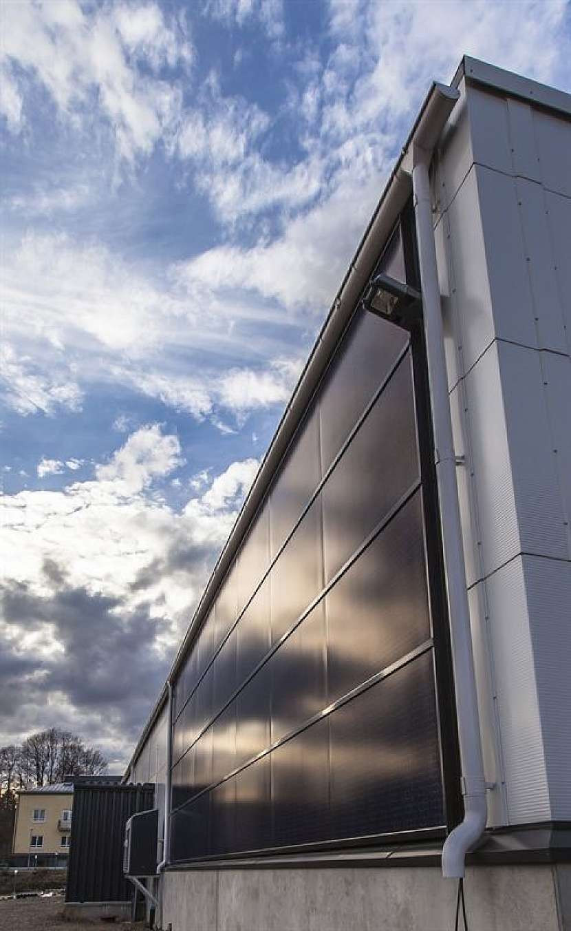 Fasádní fotovoltaické panely Ruukki