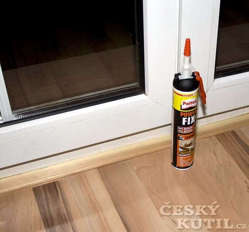 Lepení
