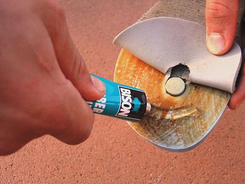 lepidlo Bison LIQUID RUBBER