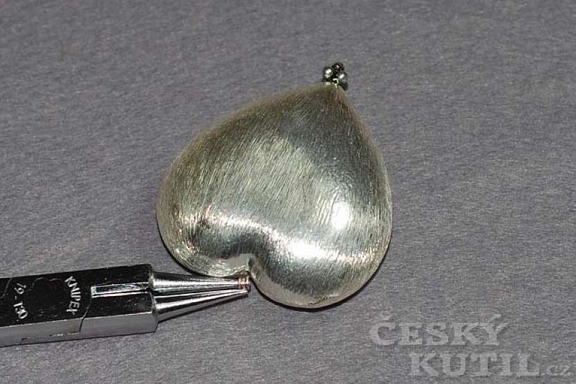 Valentýnské srdce - jak vyrobit náhrdelník s přívěskem