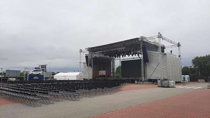 Stage
