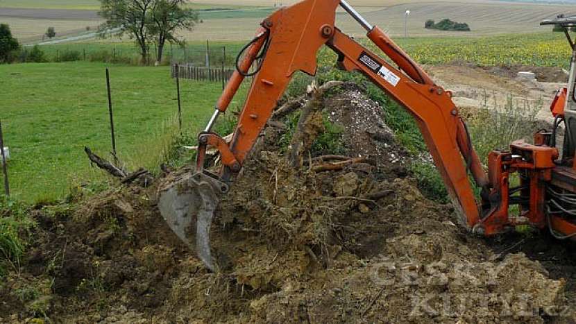 Dřevostavba na vlastní kůži 43. díl - vyrovnání pozemku
