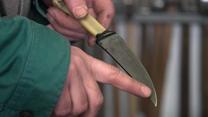 Jak pečovat o nůž? Naučíme vás, jak správně nože brousit a mazat