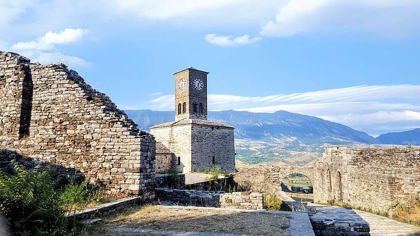 Albanie3-taraku-unsplash