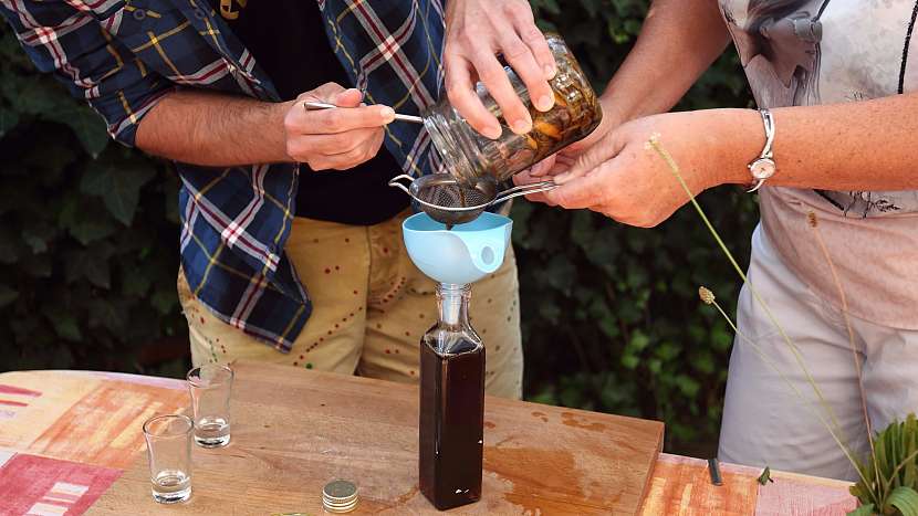 Jitrocelový sirup 7