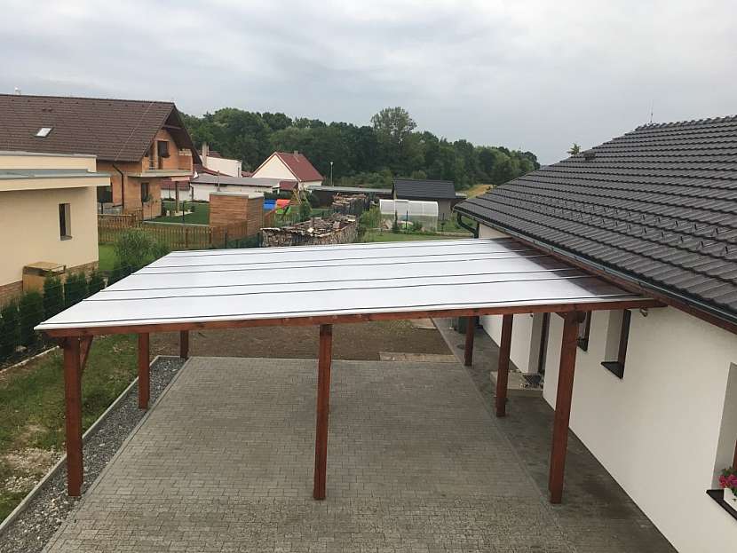 Při stavbě vybírejte pečlivě zastřešení pergoly