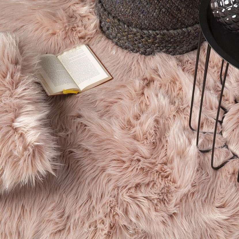 kusovy-koberec-tango-325-powderpink