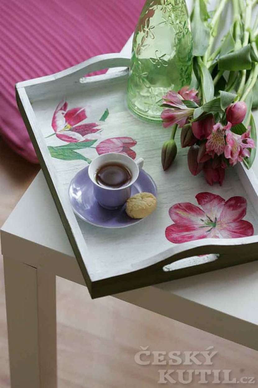 Tulipán není Fanfán aneb Dekupáž s tulipánem