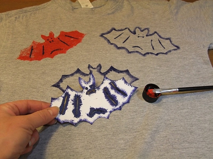 Tričko s netopýry – malování na textil