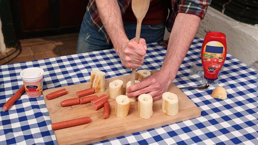 Jak připravit mini hot dogy 3