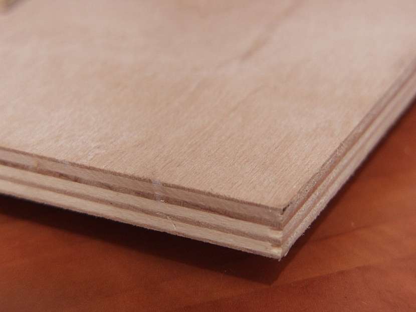 Deskové materiály na trhu