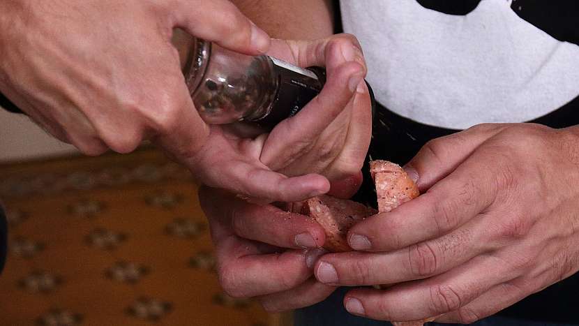 Utopenci: nezapomeneme na pepř