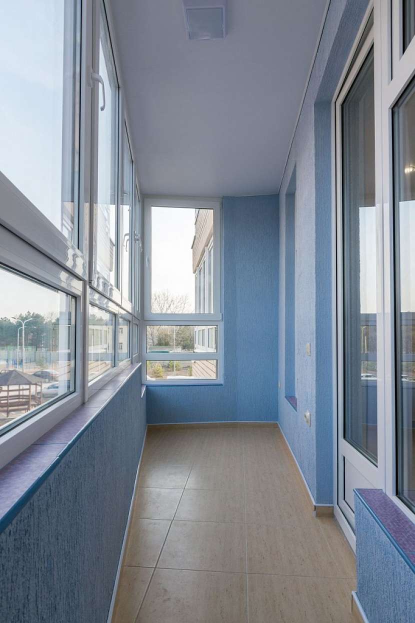Zasklený balkon poskytne další prostor