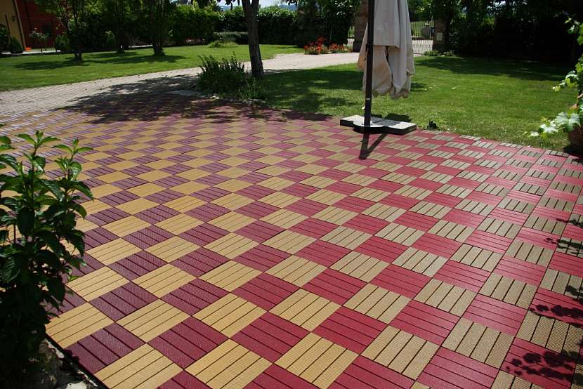 Kombinace dekoru Ochre a Deep Red