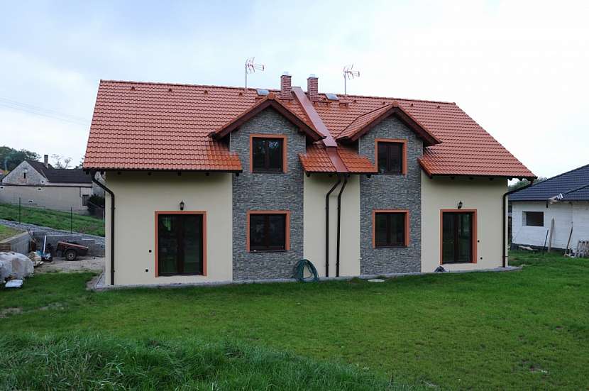 Pohled ze zahrady