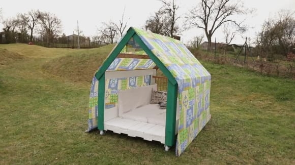 Jak postavit pojízdný domeček pro děti