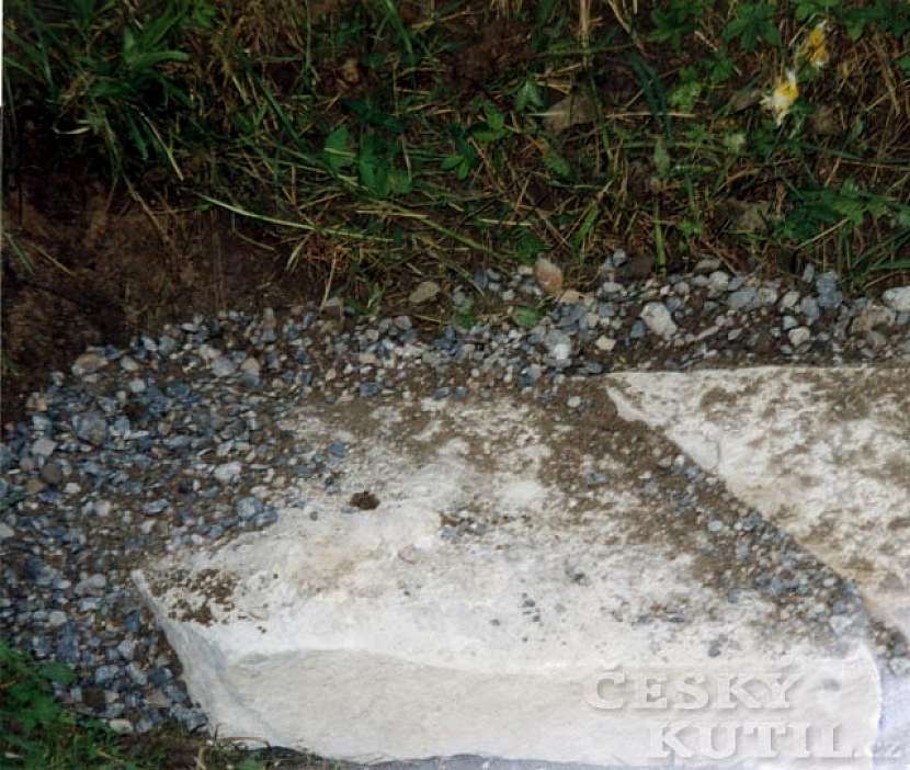 Stavba kamenné zídky nasucho