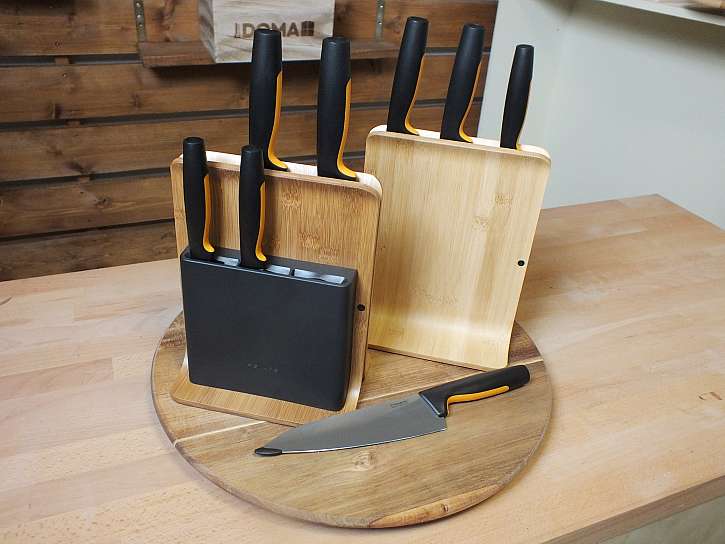 Vyhrajte bambusový blok na nože a sadu až pěti nožů Functional Form s čepelemi z odolné japonské oceli od Fiskars (Zdroj: Prima DOMA MEDIA)