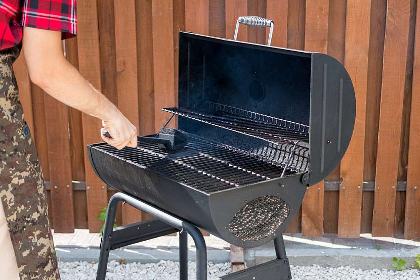 čištění grilu