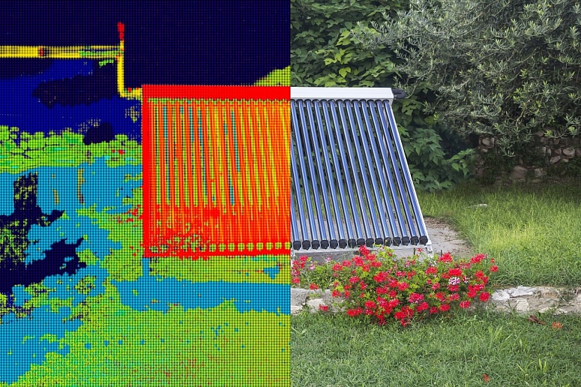 Infračervený a skutečný obraz solárního systému pro ohřev vody