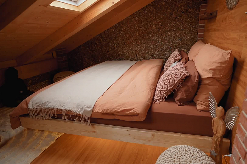 Levitující postel vás bezpečně přenese do říše snů (Zdroj: Prima DOMA MEDIA, s.r.o.)