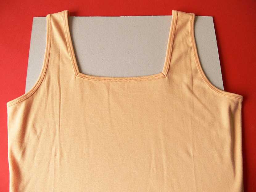 Technika barvení savem a voskovými pastely – tričko