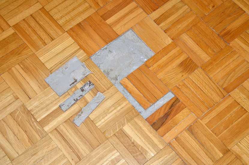 Stav podlahy určí všechny potřebné kroky pro renovaci parket