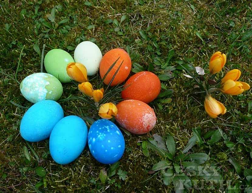Návod na barvení velikonočních vajíček – barvy OVO