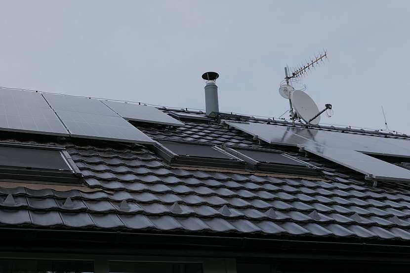 Solární panely musí samozřejmě splňovat bezpečnostní předpisy a nenarušovat předpisy jiné