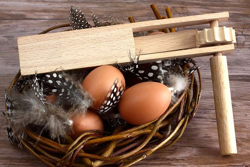 Velikonoční klapačky a řehtačky jsou tradiční velikonoční nástroje (Zdroj: Depositphotos (https://cz.depositphotos.com))