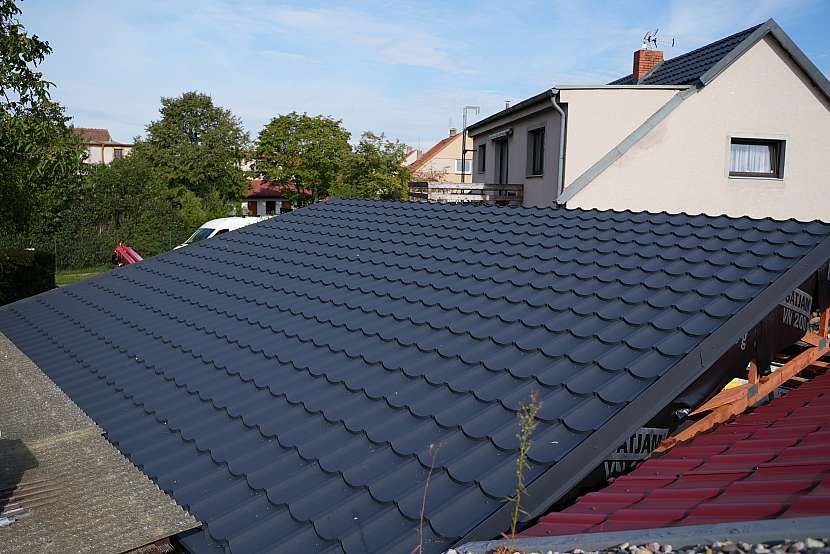 Fotovoltaika potřebuje střechu s ideálním sklonem