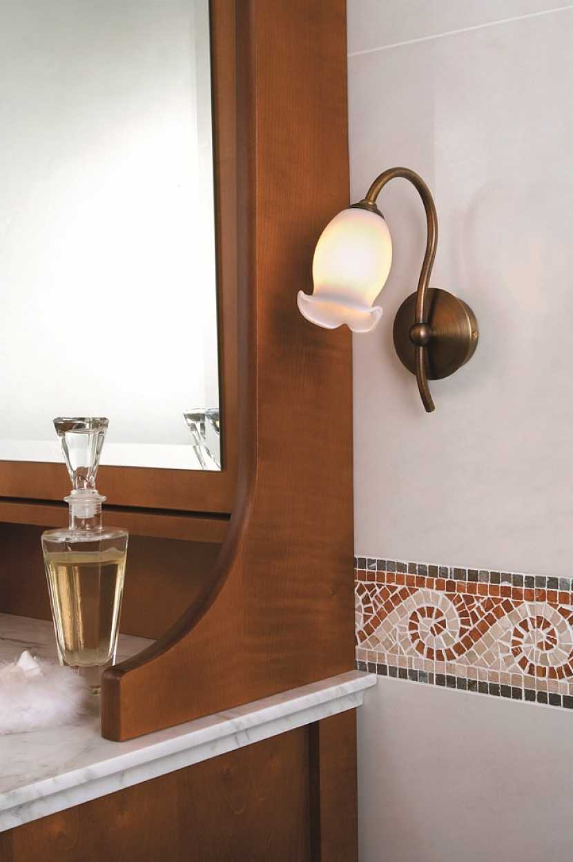 Svítidla dotváří styl koupelnového zařízení