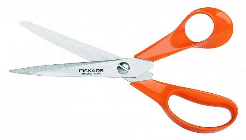 Legendární nůžky Fiskars Classic jsou určené pro všechny druhy stříhání. Uplatnění najdou doma, ve škole i v kanceláři.