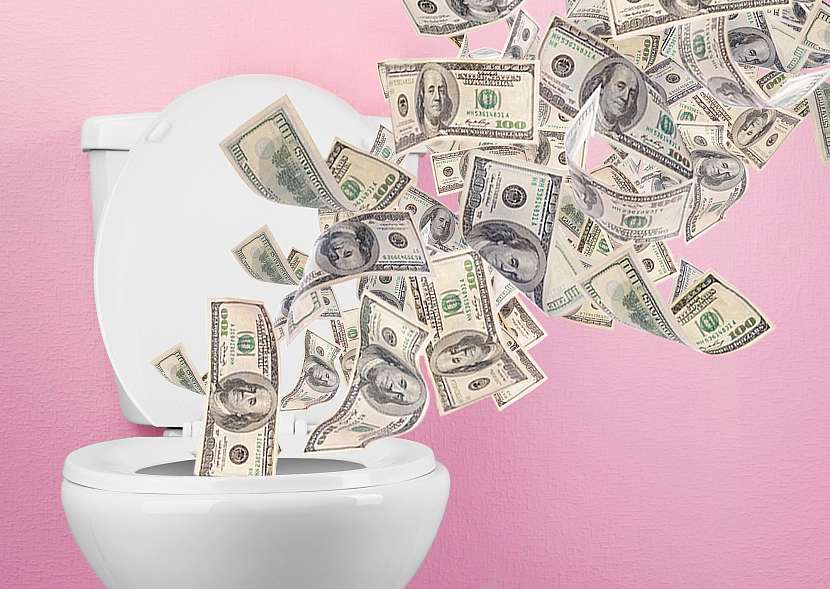Nesplachujte své peníze zbytečně do záchodu. I na toaletě můžete nějakou tu korunu ušetřit (Zdroj: Depositphotos (https://cz.depositphotos.com))