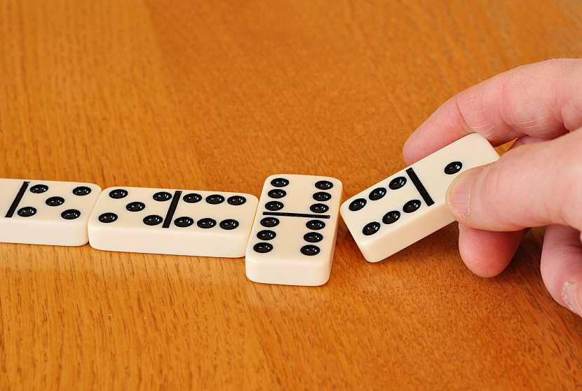 Bílé domino