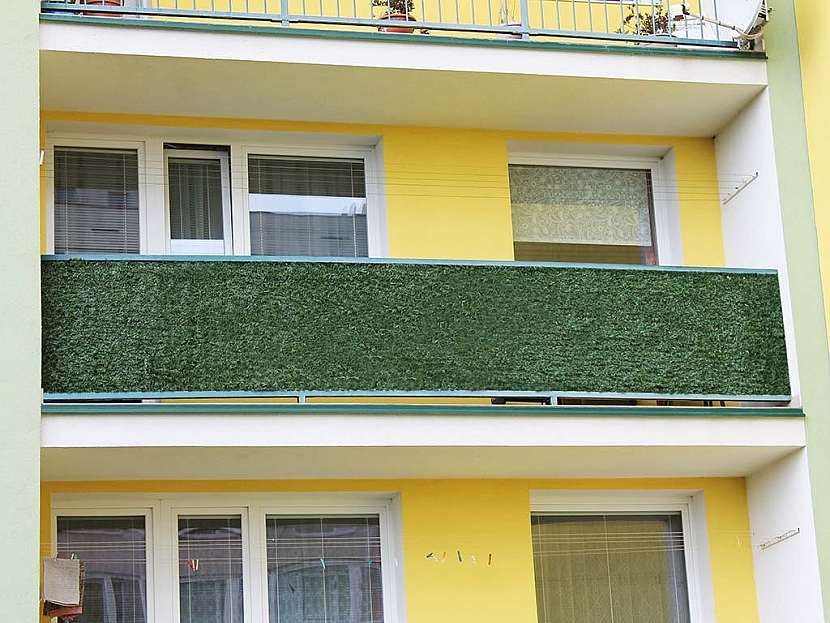 Dostatek soukromí na zahradě, terase nebo balkónu zajistí stínící sítě