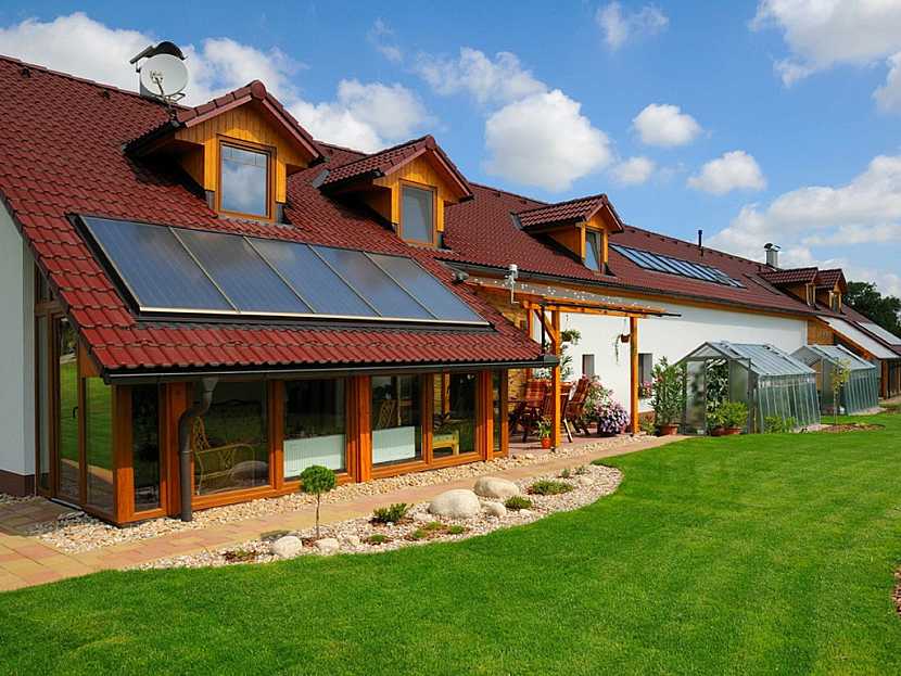 Střecha se solárními kolektory