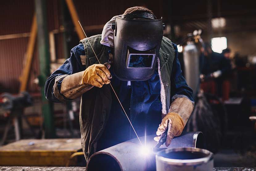 Obloukové svařování je způsob jak spojovat kovové materiály